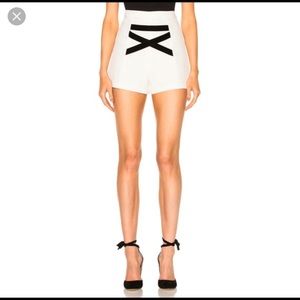 ALEXIS shorts. Fits size 00-2